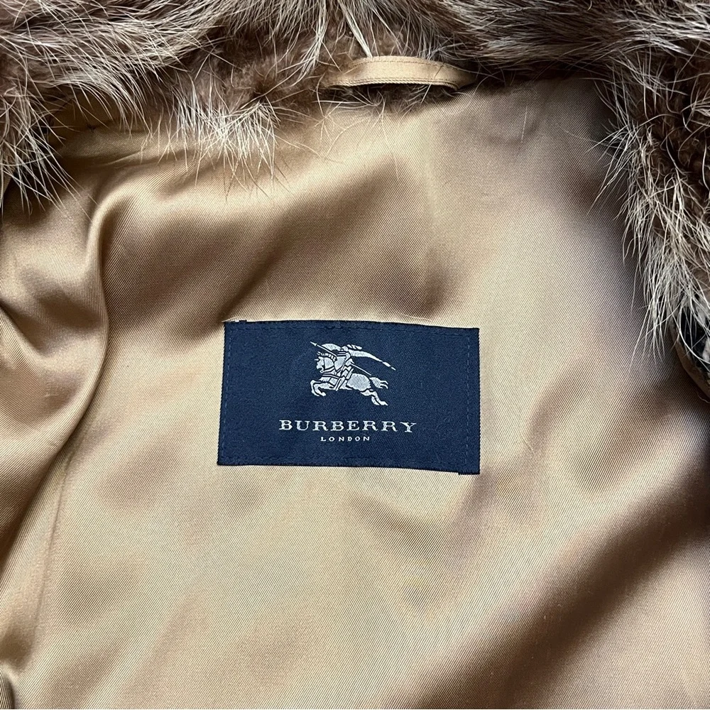 Burberry Beige Plaid Wool Coat with Brown Fur Trim - Picture 6 of 15